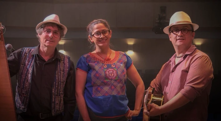 Trio Luna Band
